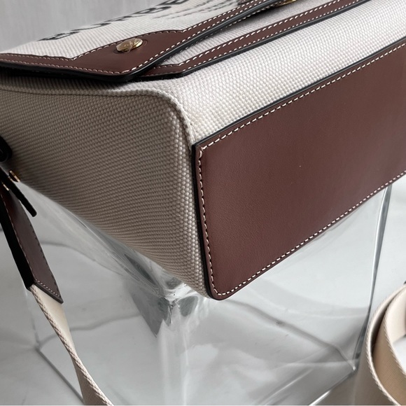 🔴SOLD🔴 BURBERRY-Canvas Horseferry Print Note Crossbody Bag Natural Tan - Picture 10 of 15